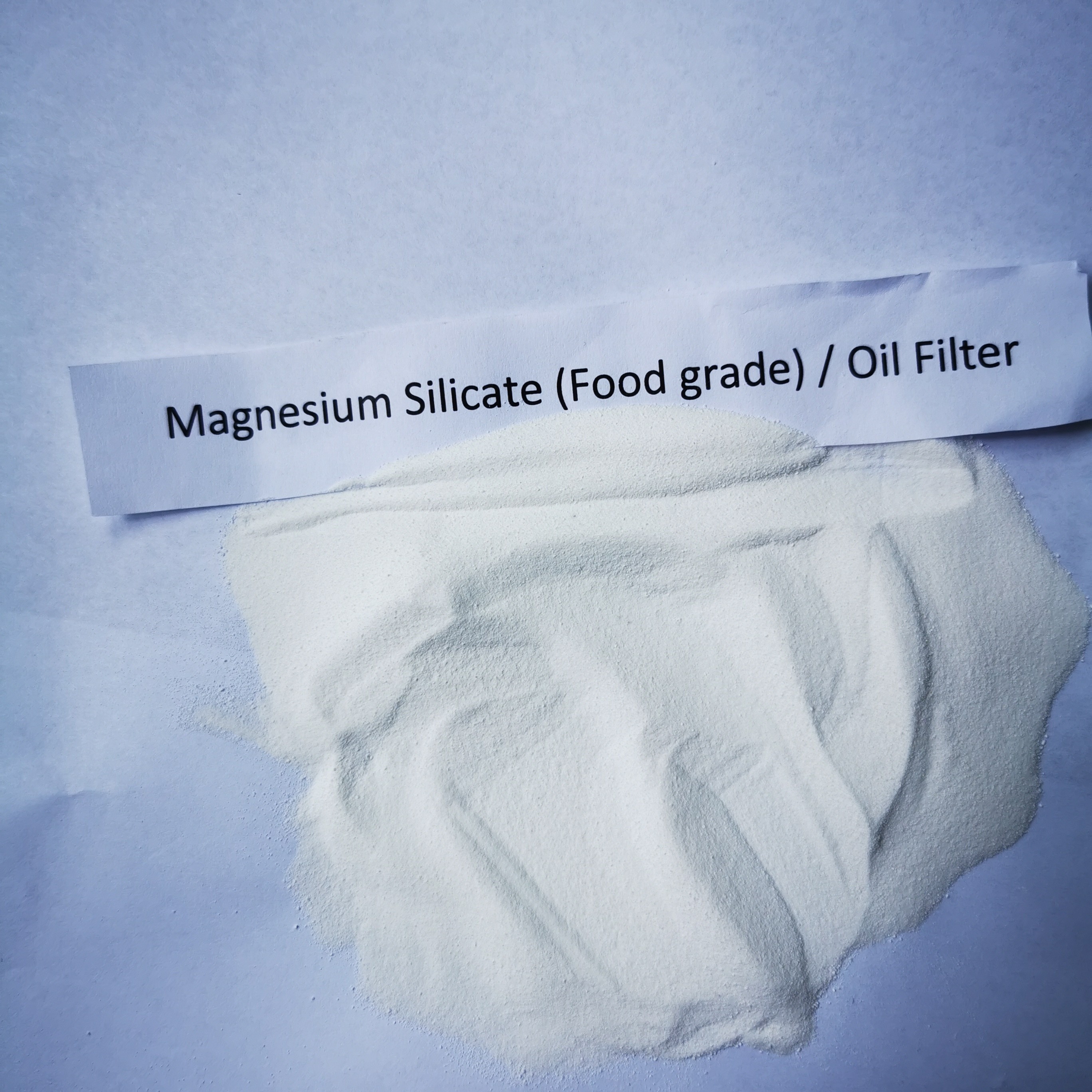 Dầu lọc bột Magnesium silicate tiết kiệm dầu